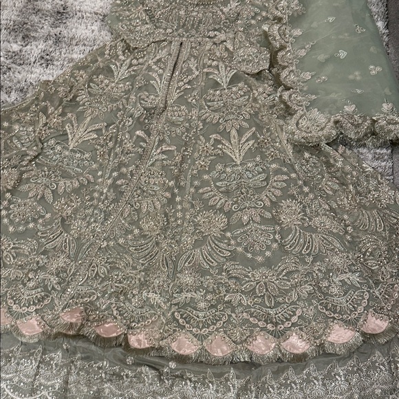 Pakistani designer outfit - Picture 10 of 15